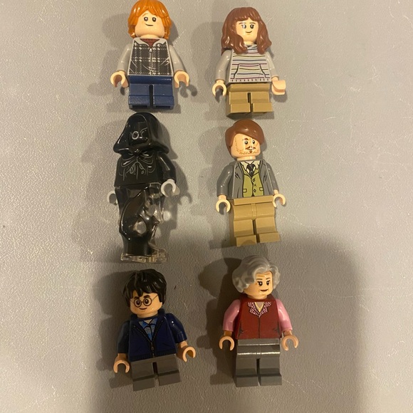 LEGO Set 75955 Harry Potter Red Hogwarts Express Set - Picture 7 of 10